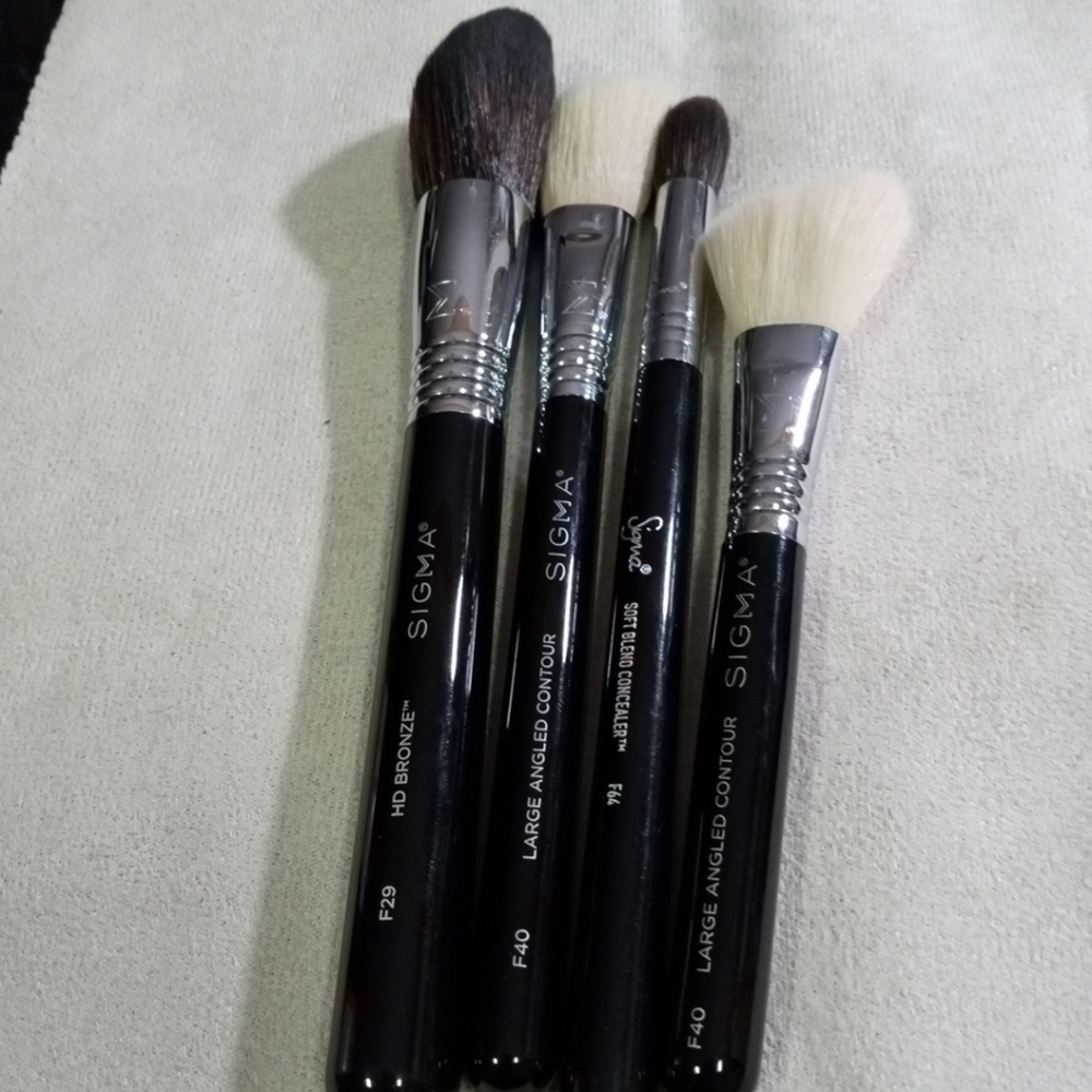 SIGMA Makeup Brushes F29 (2) F40 & F64 Pre-Owned*READ*